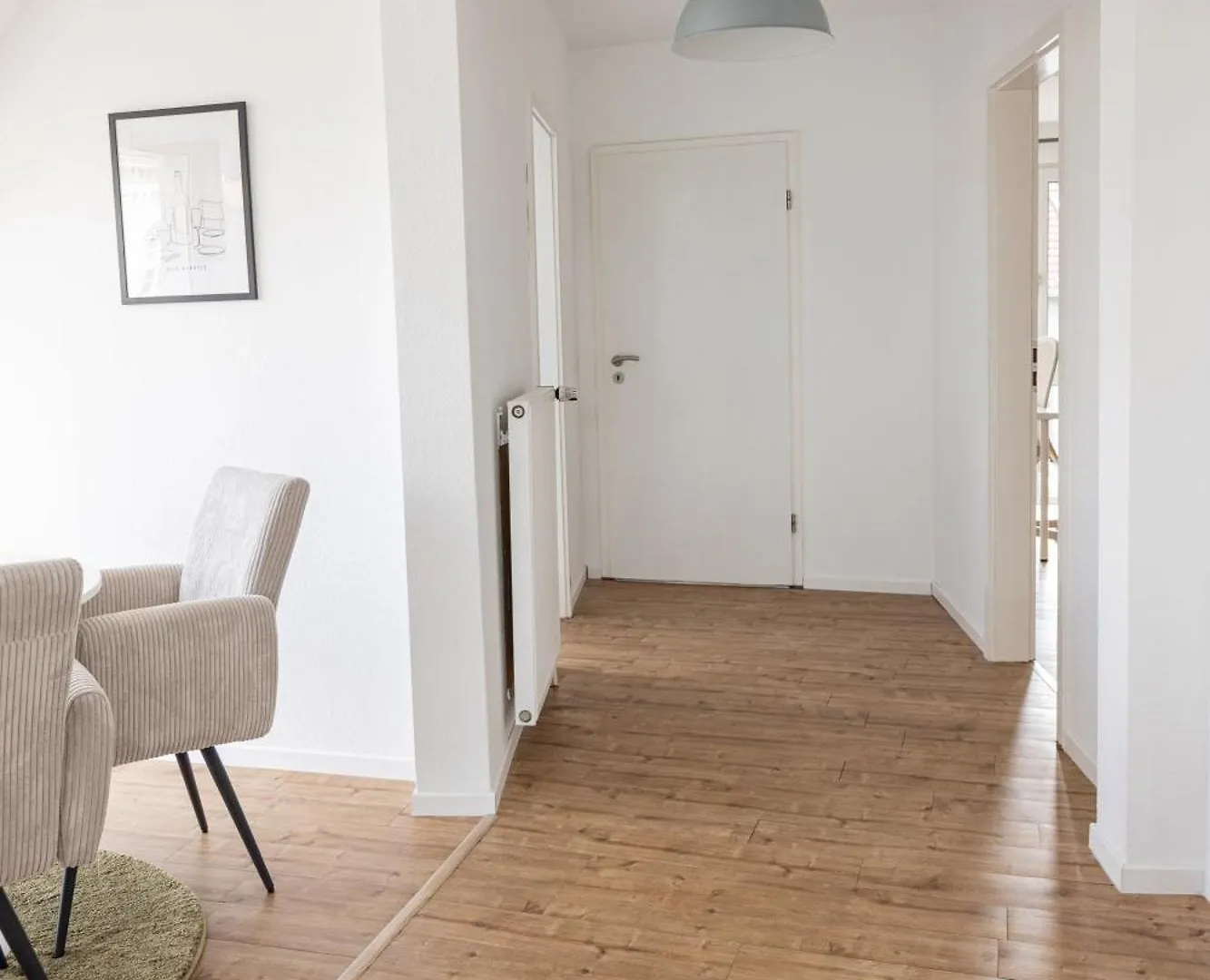 Helle Und Moderne Wohnung In Unna