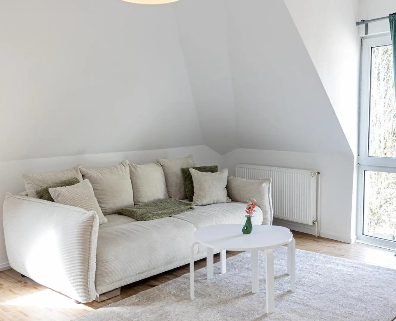 Helle Und Moderne Wohnung In Unna 0*,