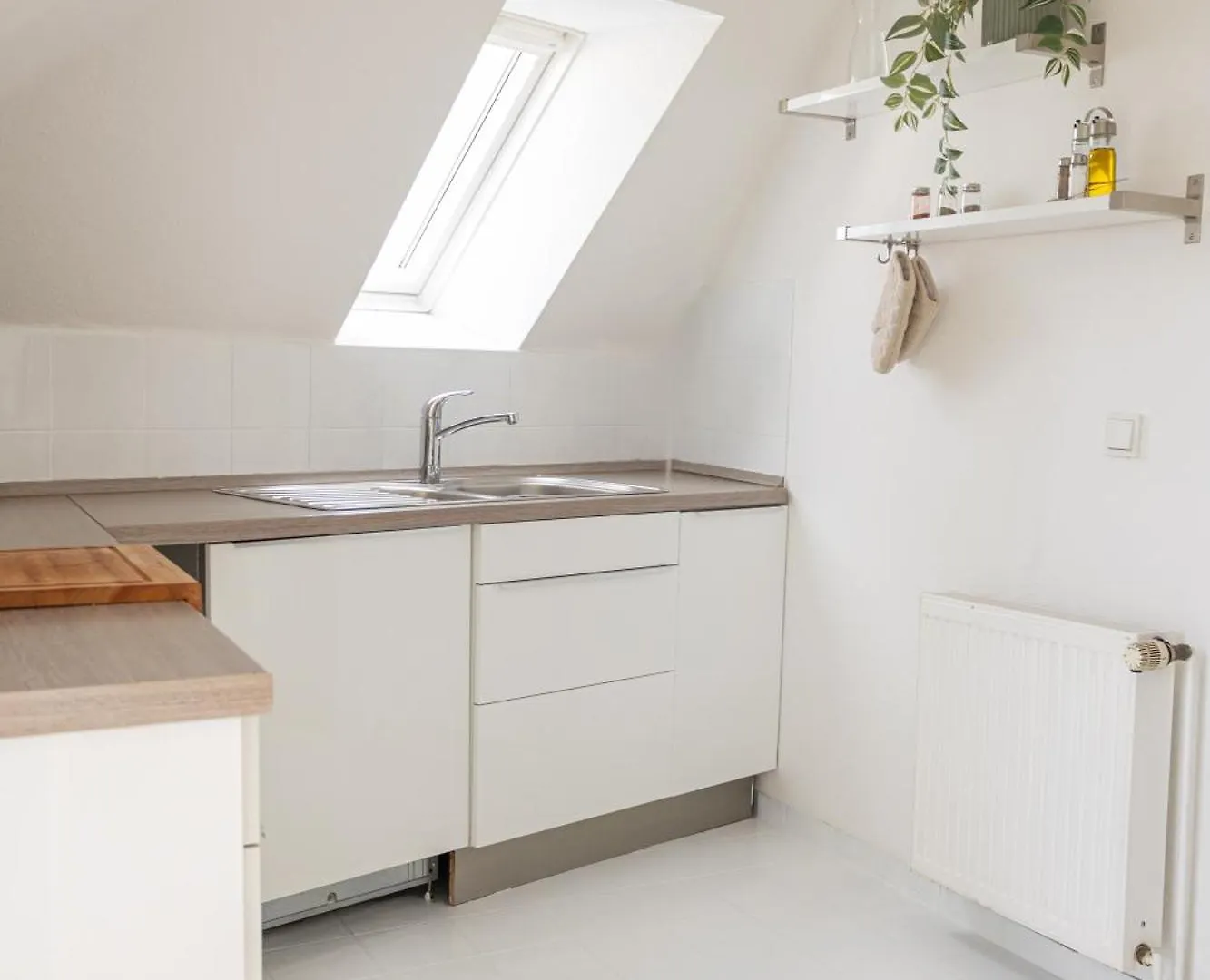 Helle Und Moderne Wohnung In Unna 0*,  Germany